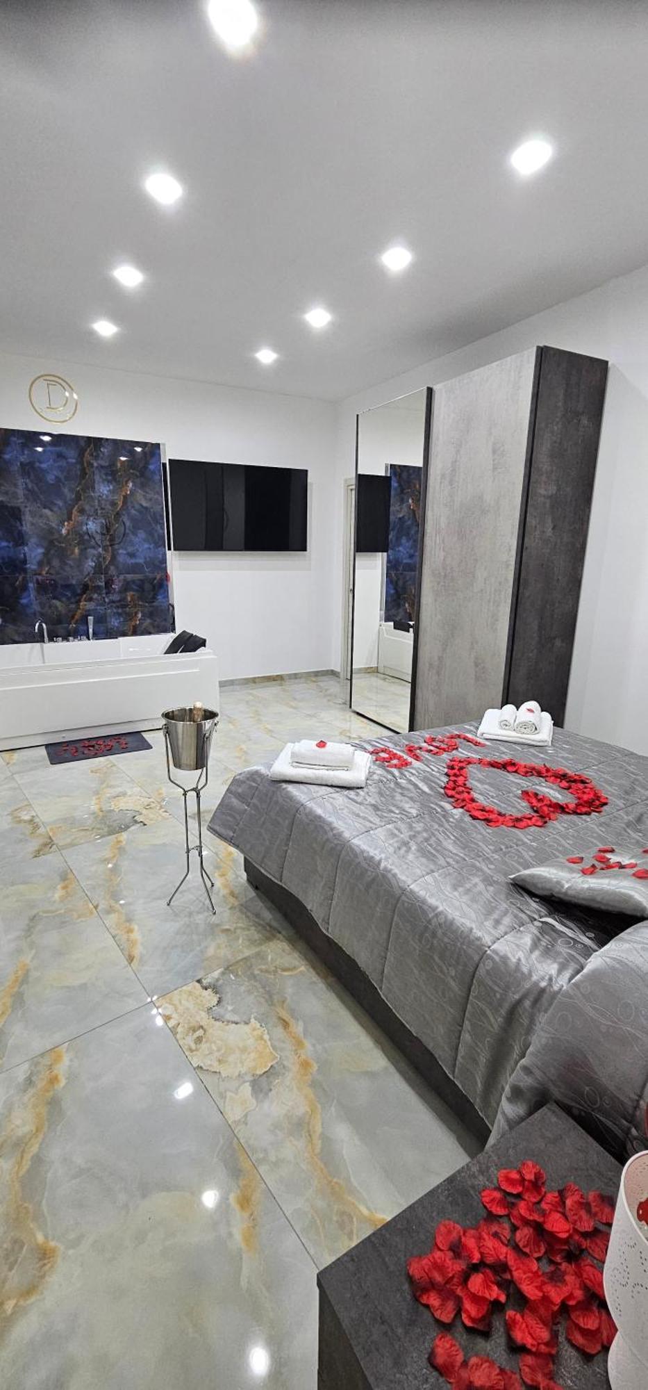 Da Tonino Luxury Apartamento *